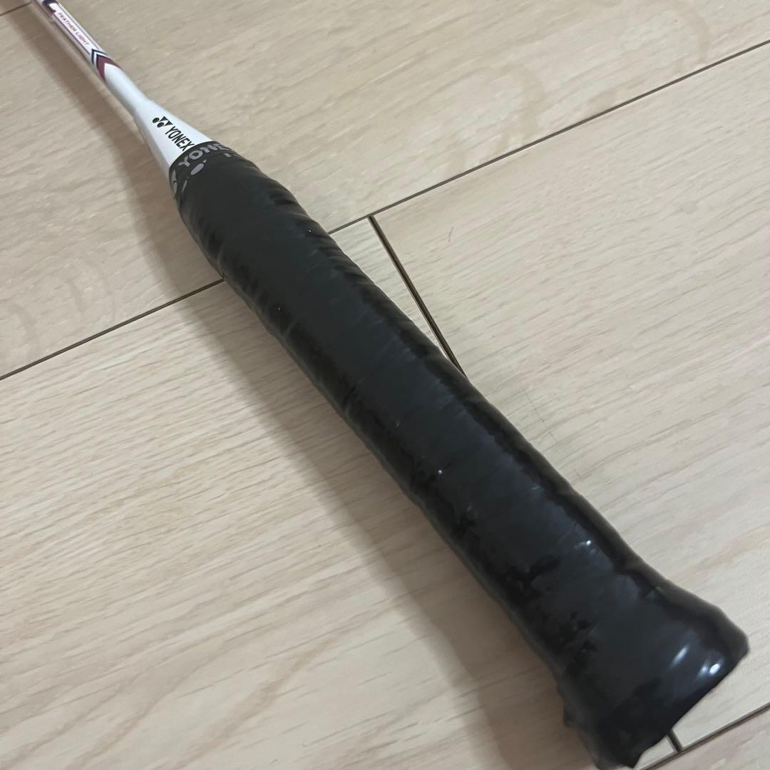 ✨美品✨ヨネックス ARCSABER 3FL バドミントンラケット 白　ピンク