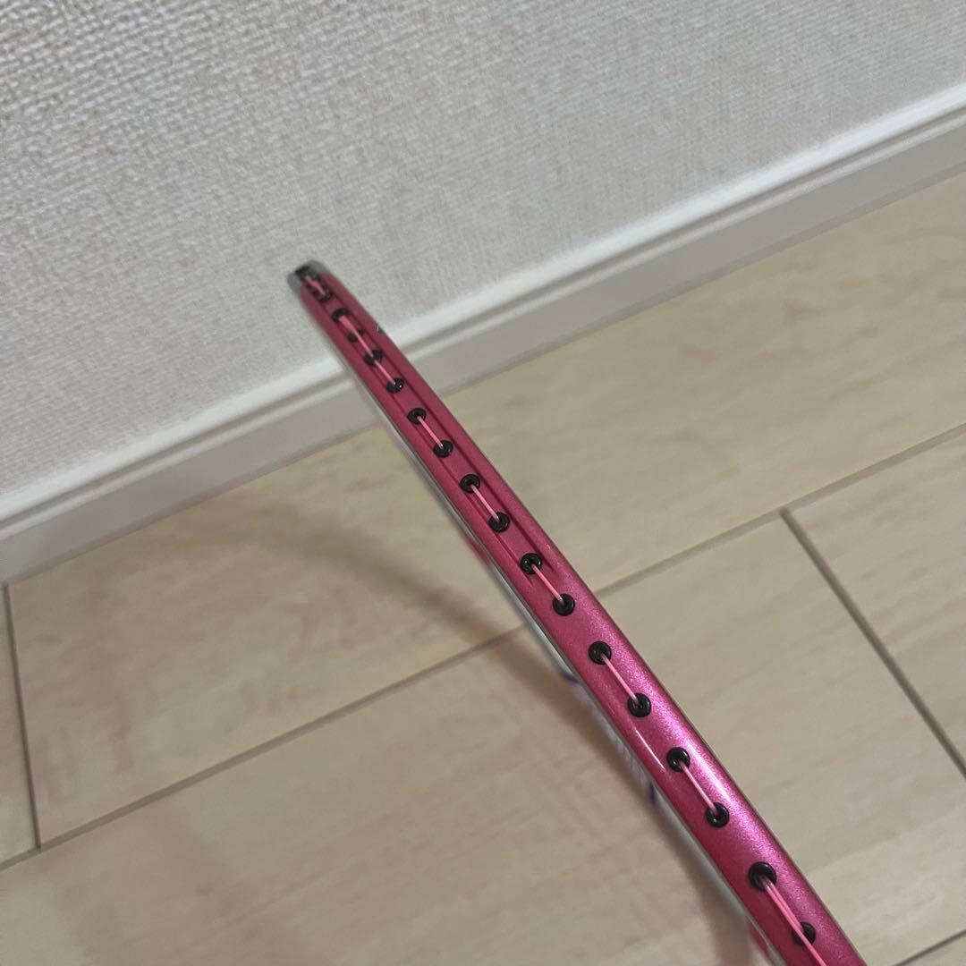 ✨美品✨ヨネックス ARCSABER 3FL バドミントンラケット 白　ピンク