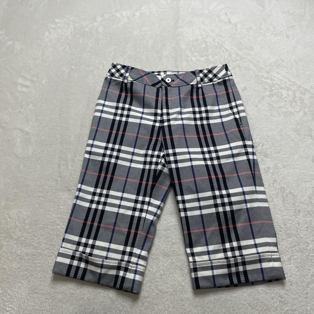 【未使用　タグ付き】BURBERRYGOLF ハーフ　ショートパンツ　ストレッチ