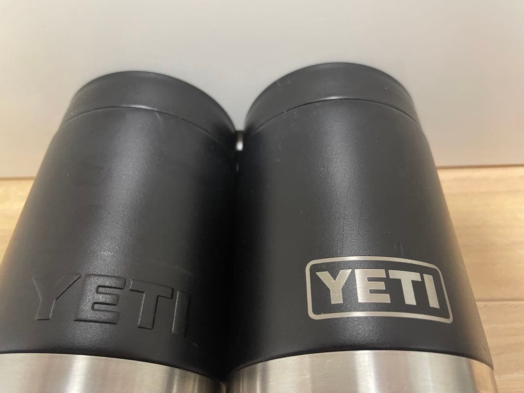 YETI 缶クーラー　ブラック　イエティ　コルスター　保冷缶　　2個