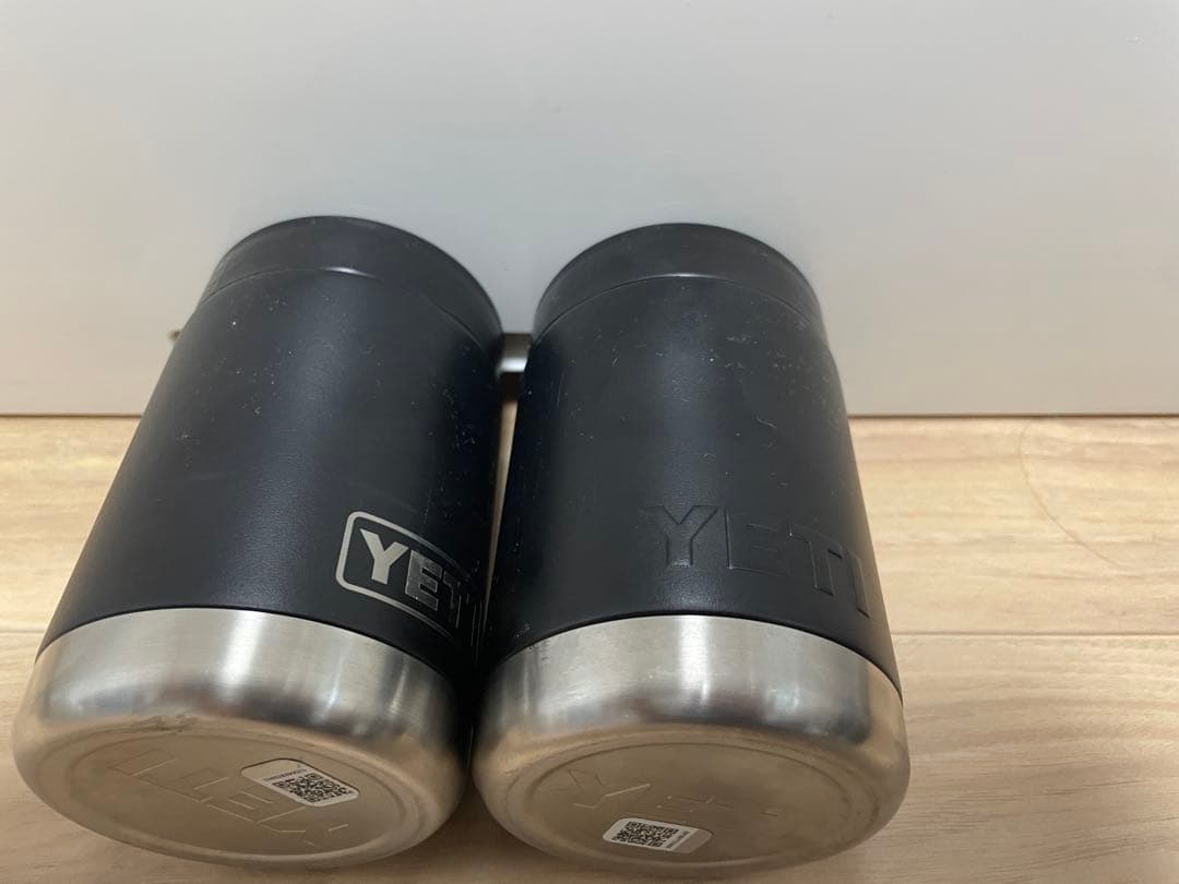 YETI 缶クーラー　ブラック　イエティ　コルスター　保冷缶　　2個