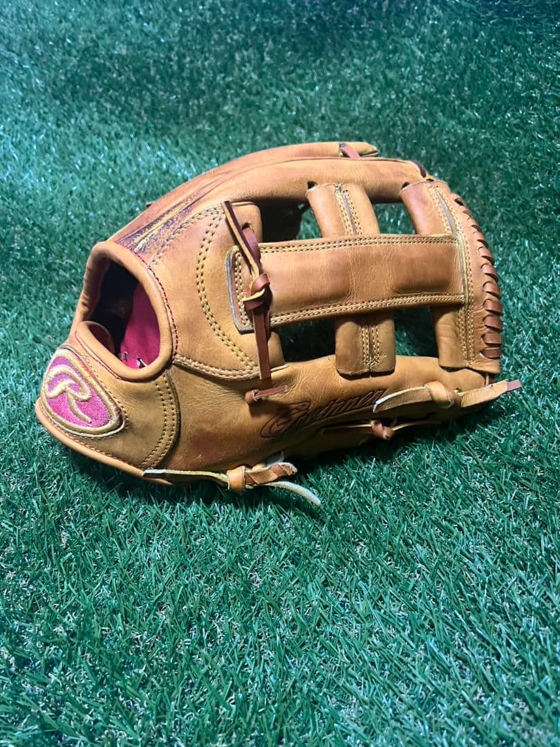 ローリングス　硬式内野用グローブ