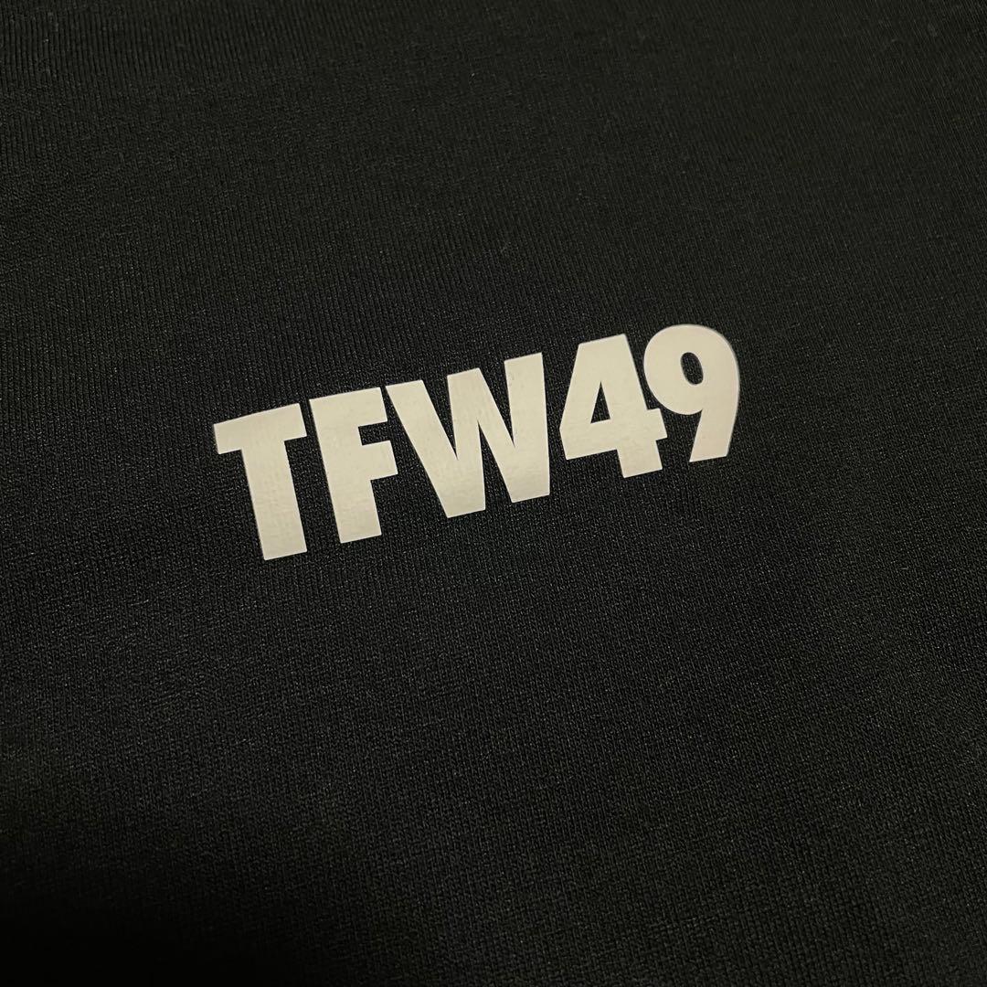 25新作　定価2.7万　TFW49 モックネック　Tシャツ ブラック　XXL