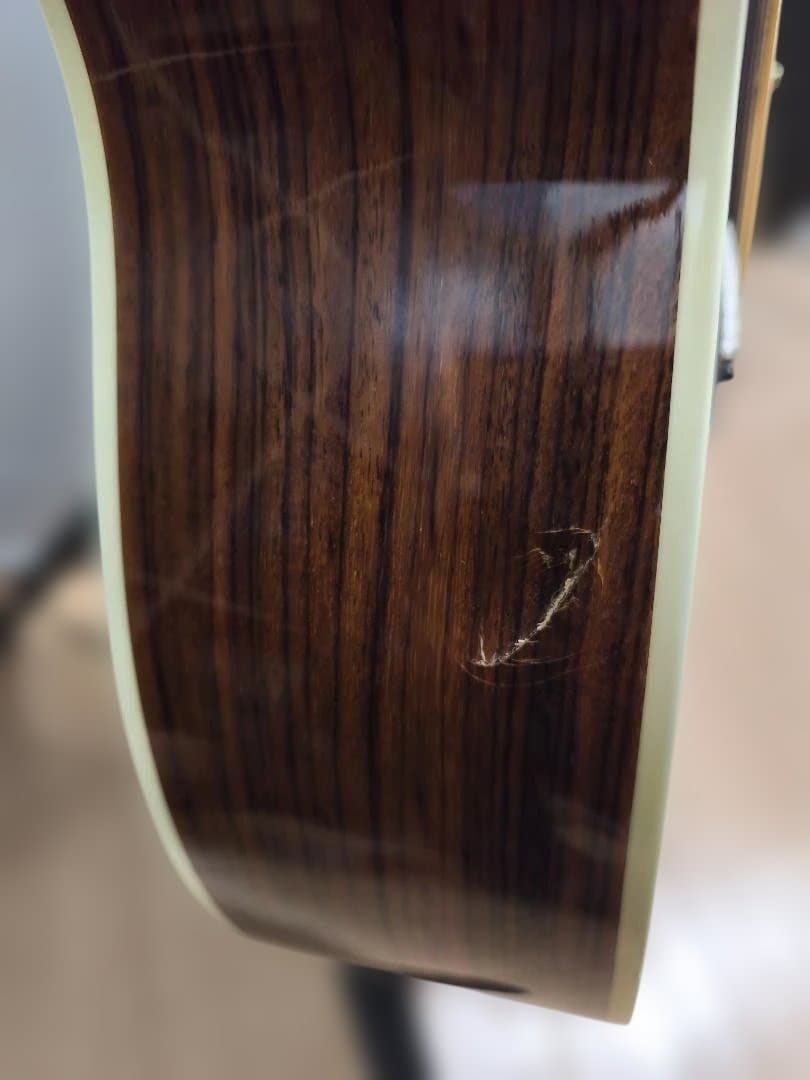 【へこみあり】Taylor 214se