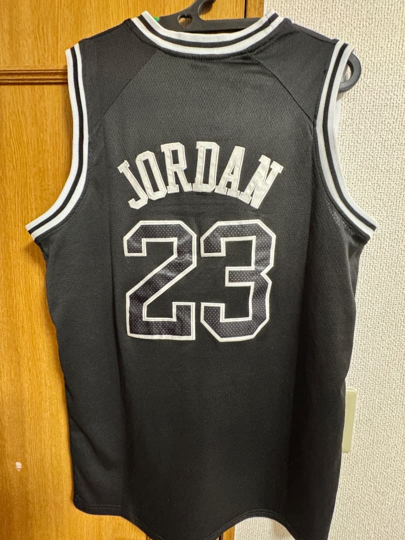 Jordan タンクトップ PARIS 23