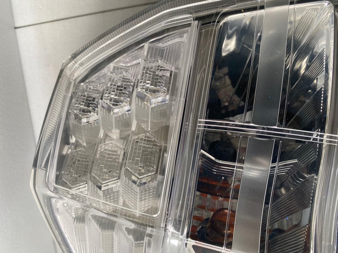 ホンダ フィット ハイブリッド GP1 純正 テールランプ 左右セット LED