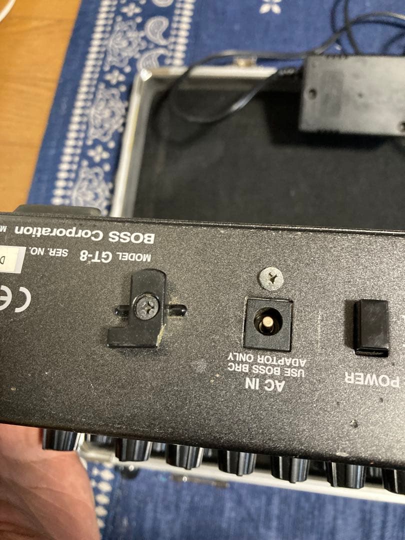 BOSS GT-8 マルチエフェクター ケース、純正アダプタ、説明書付き