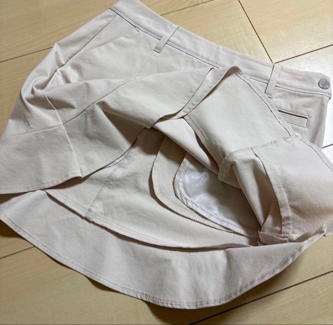 デサント　DESCENTE ゴルフ　ベージュ フリルスカート レディース ゴルフ
