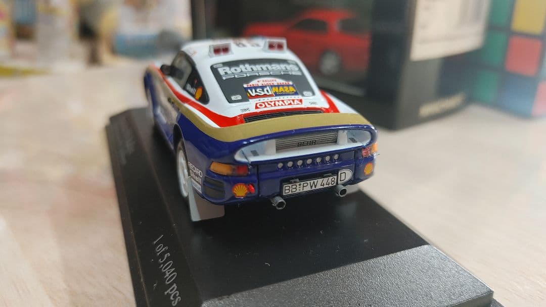 Porsche 959 Rallye ミニカー 1/43Minichamps