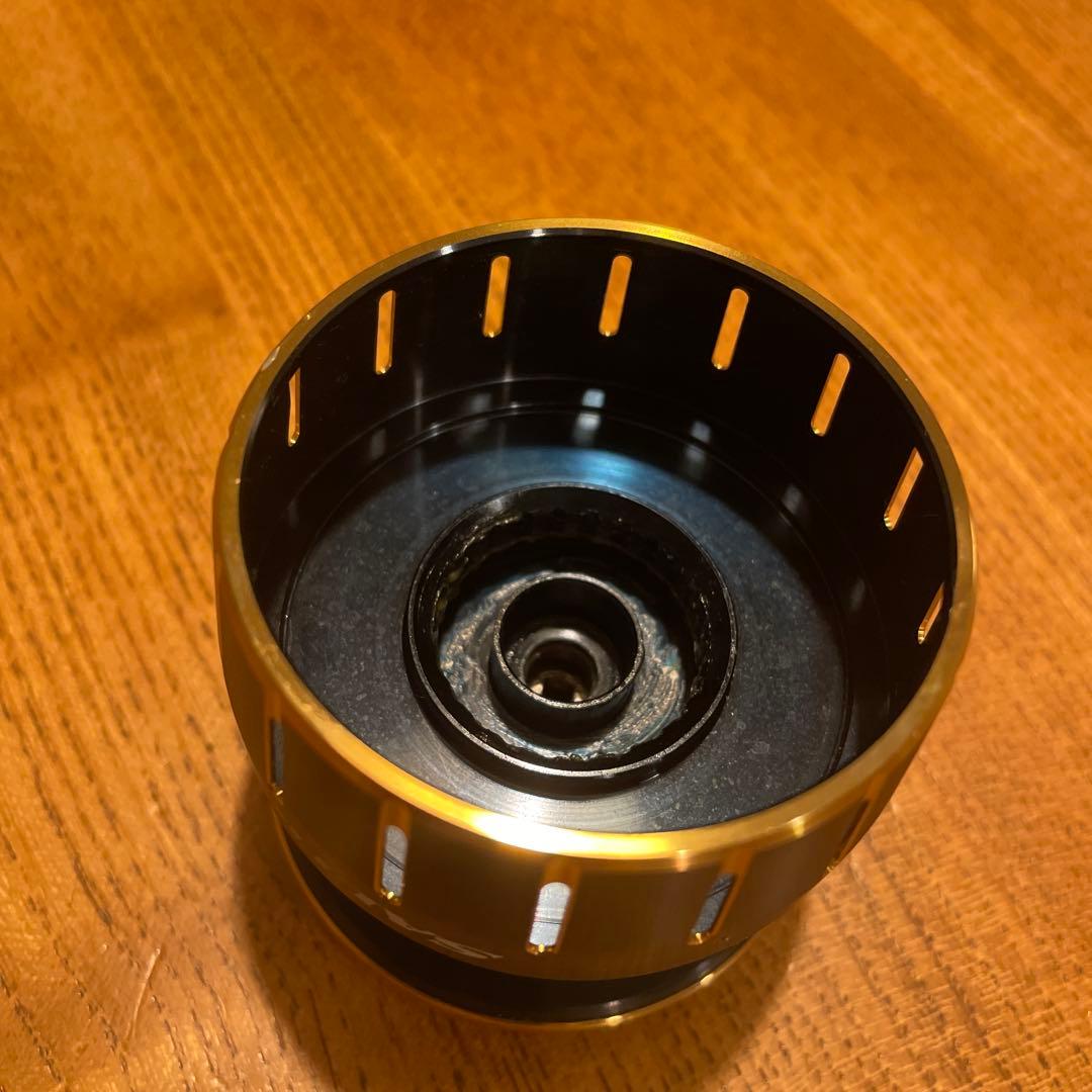 パーツDAIWA 23SALTIGA5000-XH 純正スプール組 【傷あり】