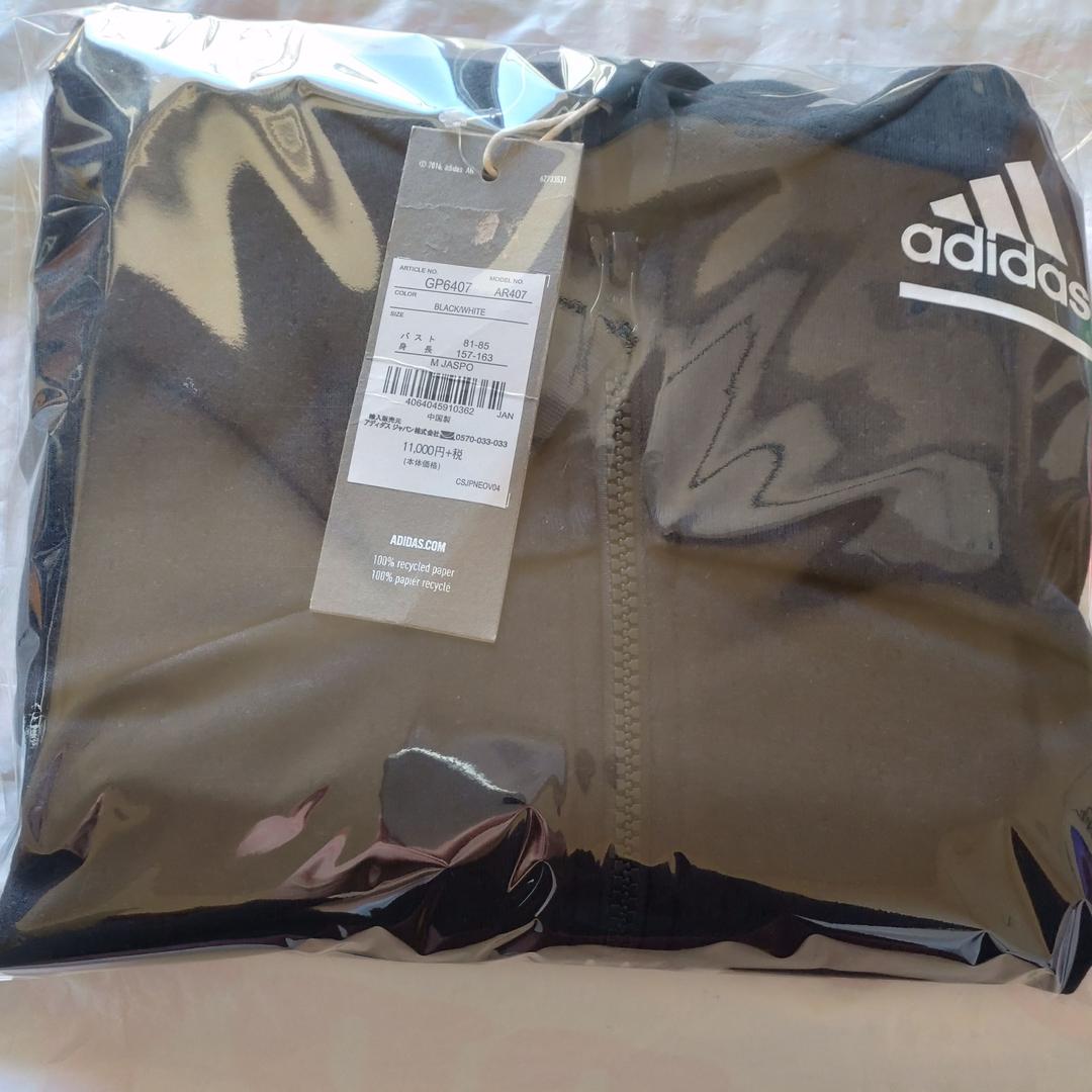 新品 21989円の品 M adidas スウェットパーカー＆パンツ セット 黒