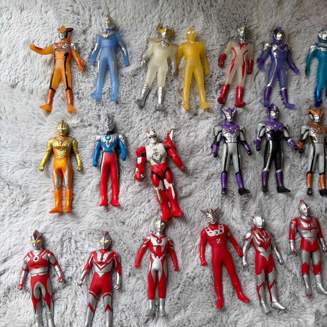 ウルトラマンフィギュア 約110体セット 円谷
