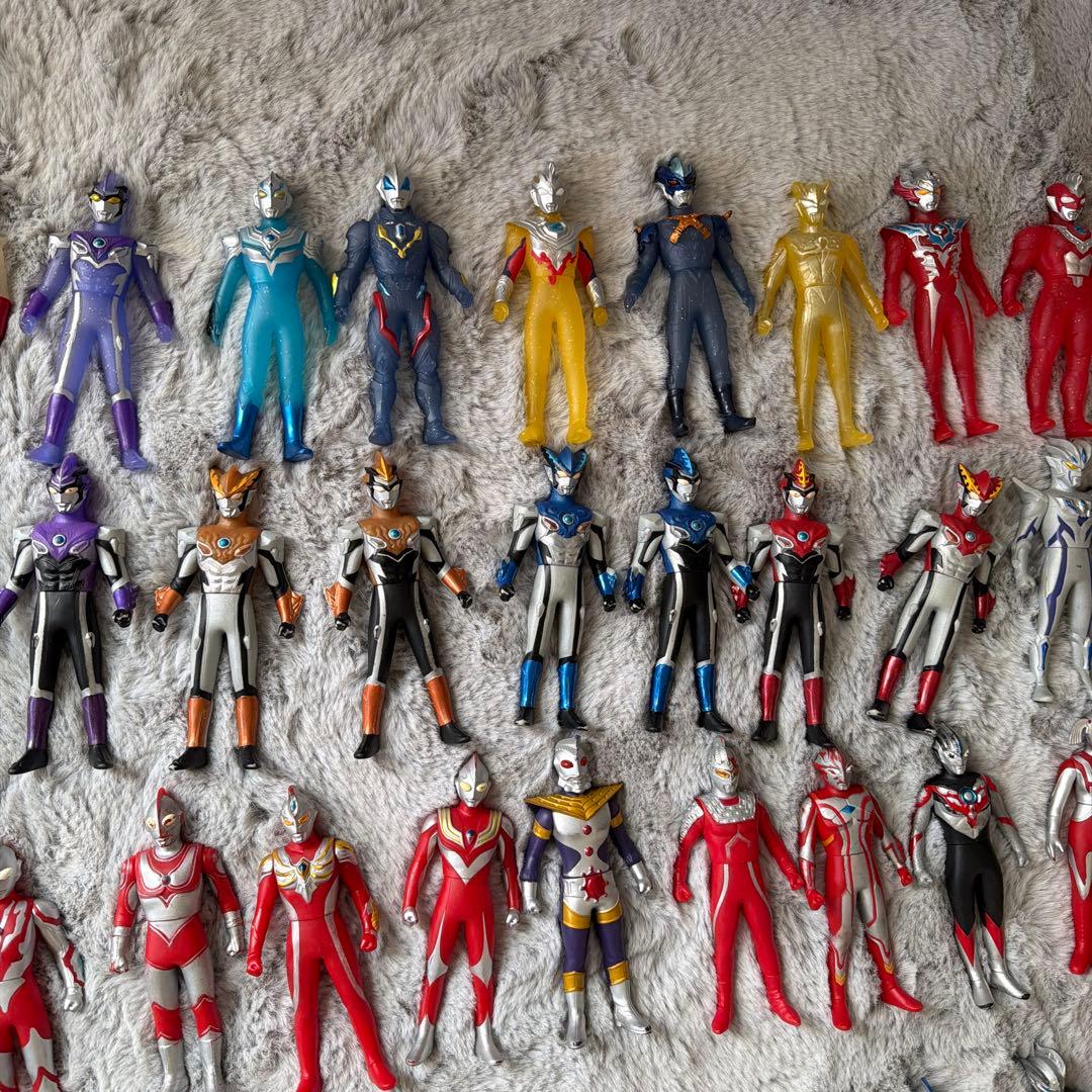 ウルトラマンフィギュア 約110体セット 円谷