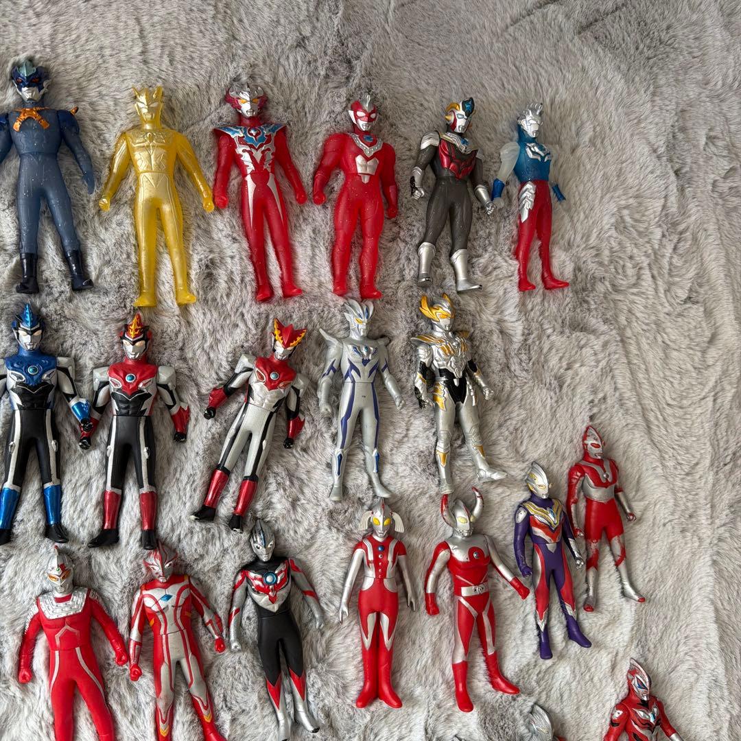ウルトラマンフィギュア 約110体セット 円谷