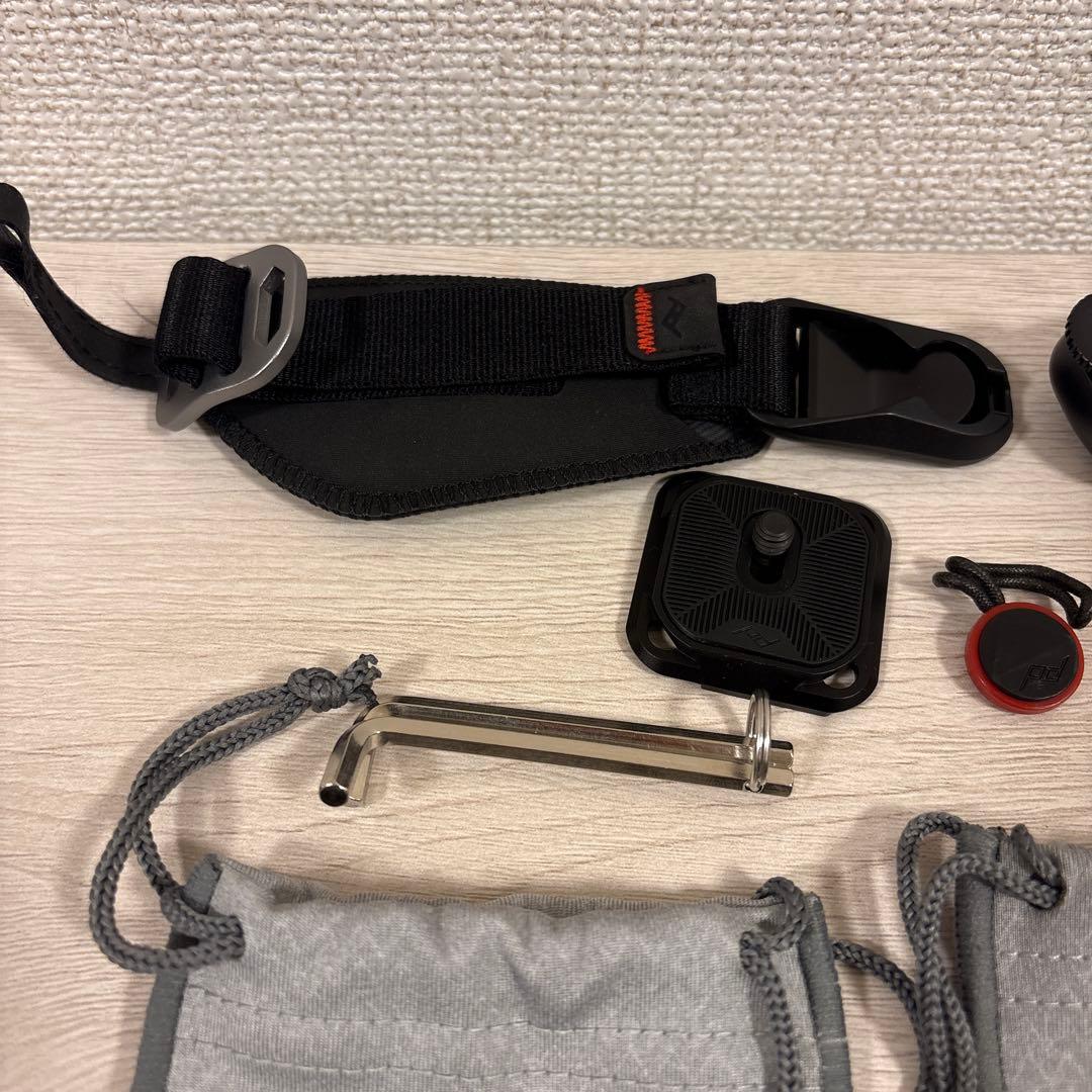 ✨美品✨Peak Design キャプチャーv3とクラッチセット