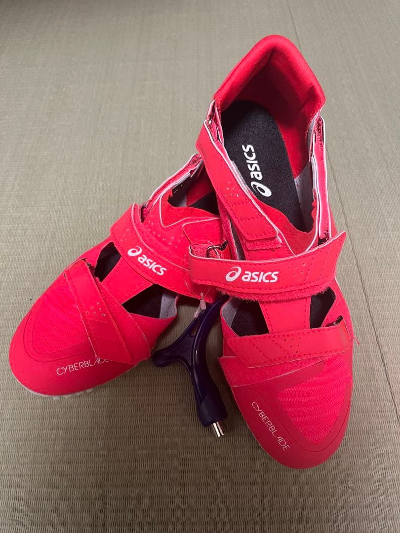 asics CYBERBLADE 16 ピンク　サイバーブレイド