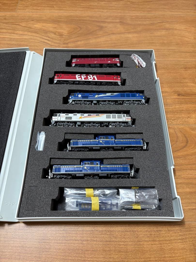 ● TOMIX 98953 24系 さよなら北斗星 限定品 室内灯付 全車TN化