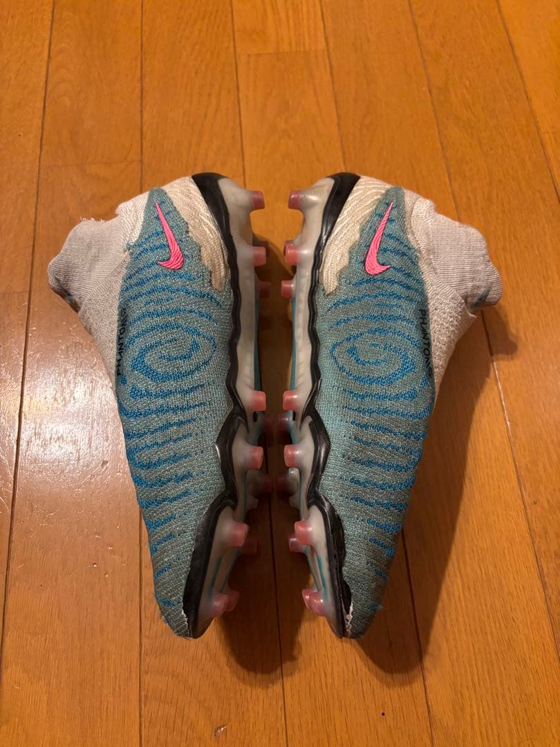 Nike Phantom サッカーシューズ ハイカット