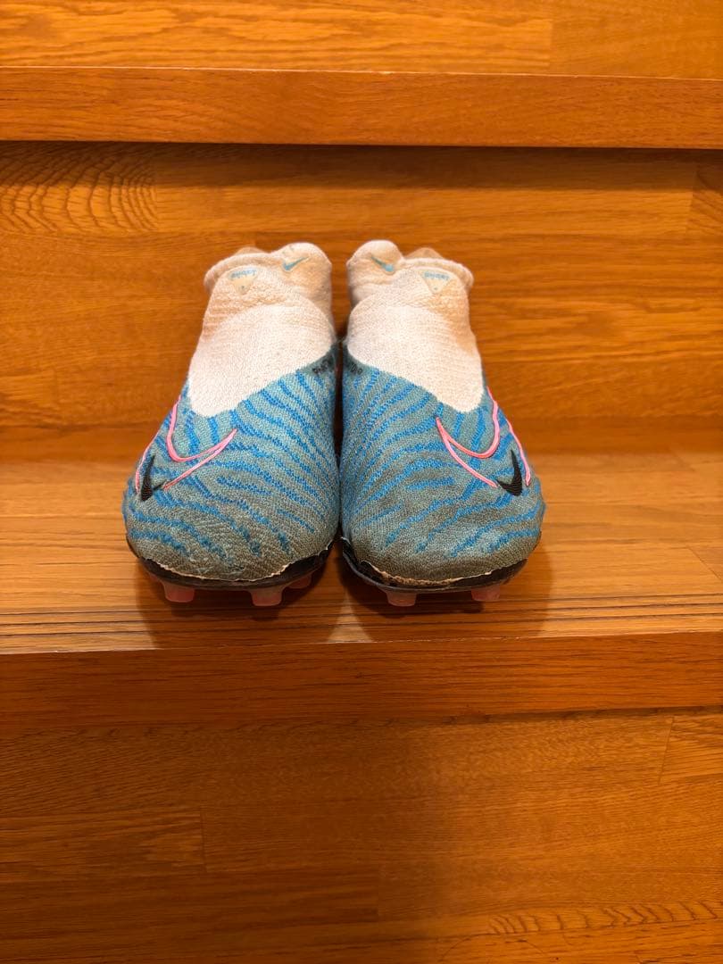 Nike Phantom サッカーシューズ ハイカット