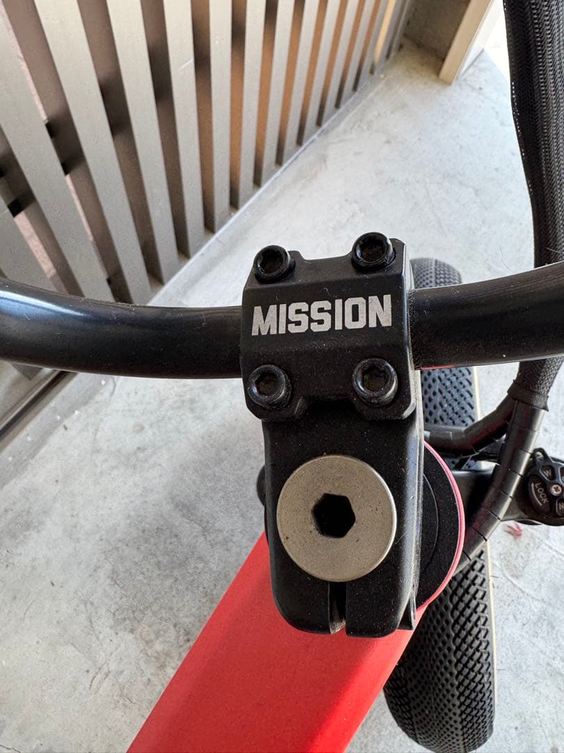 MATE X 250 BMX CUSTOM カラー:カリビアンコーラル