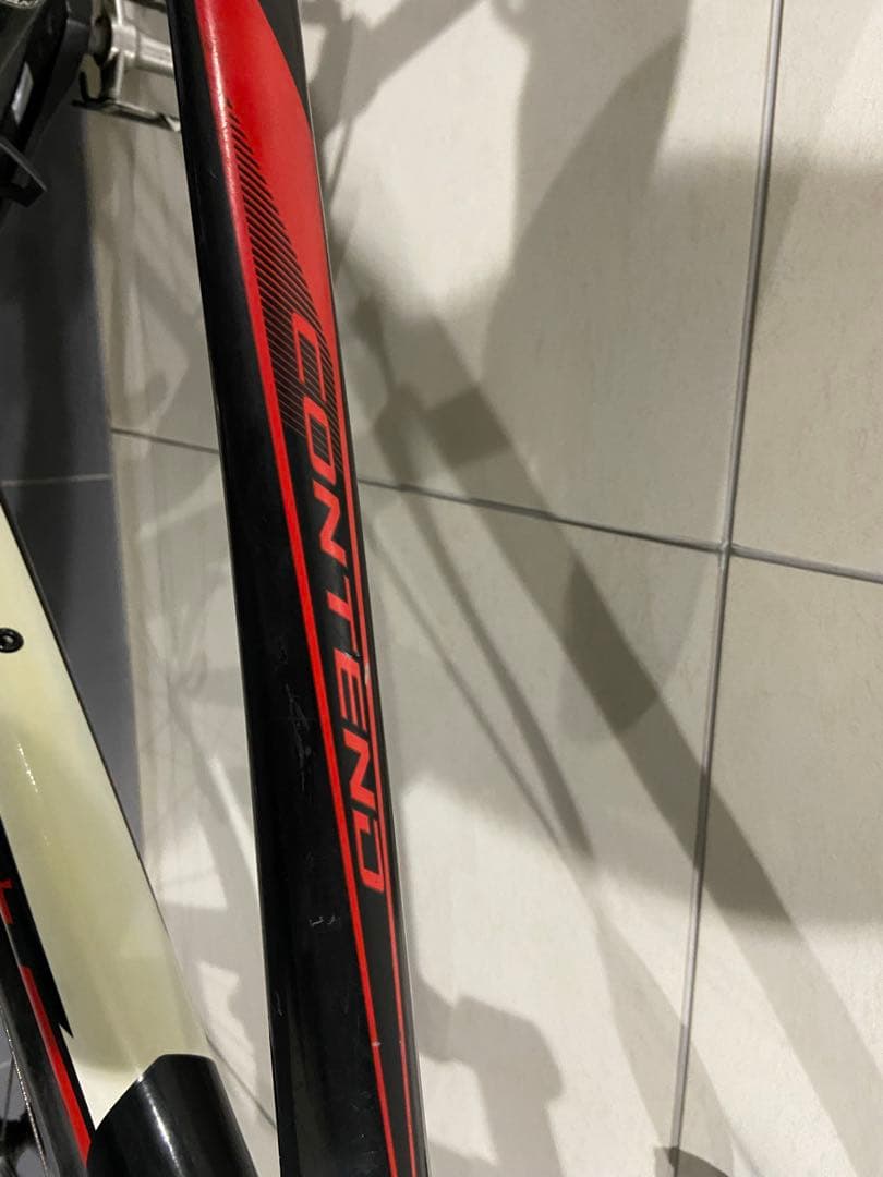 GIANT contend2 ジャイアント　コンテンド2 ロードバイクdefy3