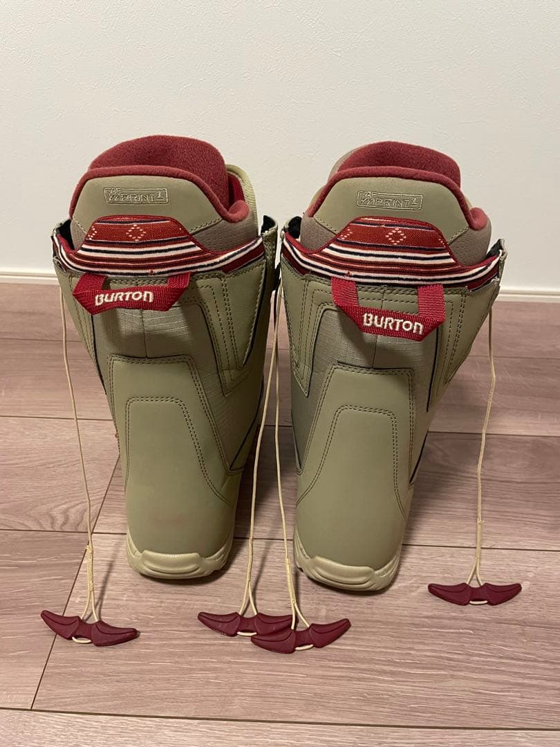 BURTON MOTO スノーボードブーツ メンズ ベージュ　値下げ交渉承ります