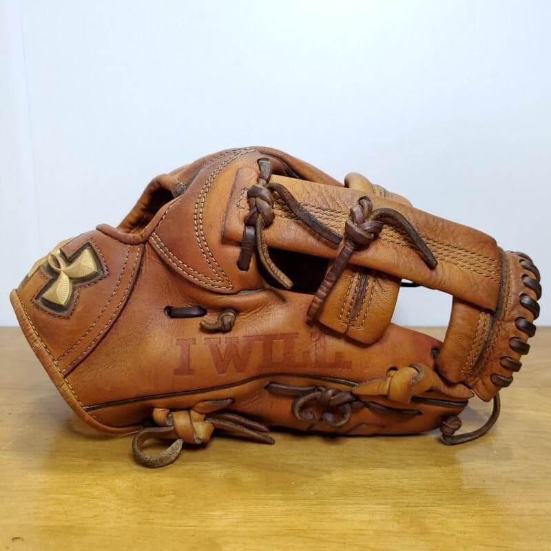 アンダーアーマー UA infielder 内野用 硬式グローブ