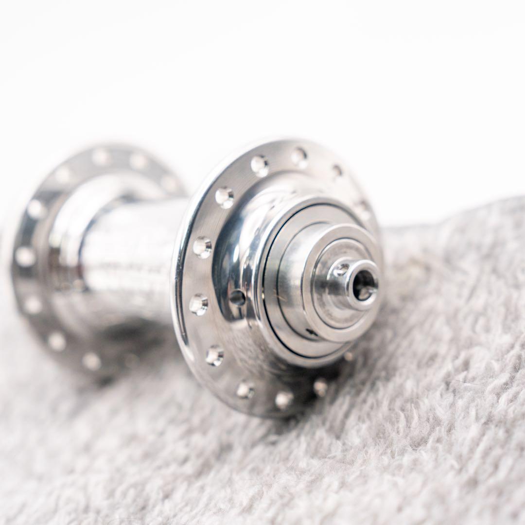 WHITE INDUSTRIES CLD フロントハブ 28H