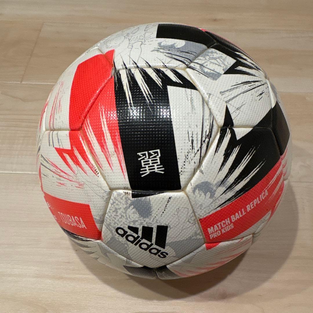 アディダス adidas サッカーボール 4号 キャプテン翼