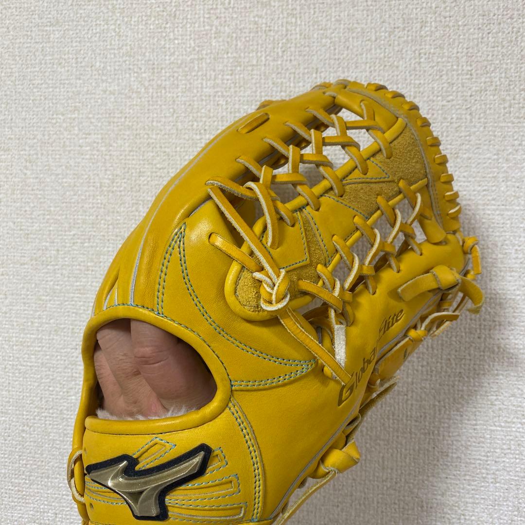 Mizuno Global Elite イエローグローブ 右投げ用