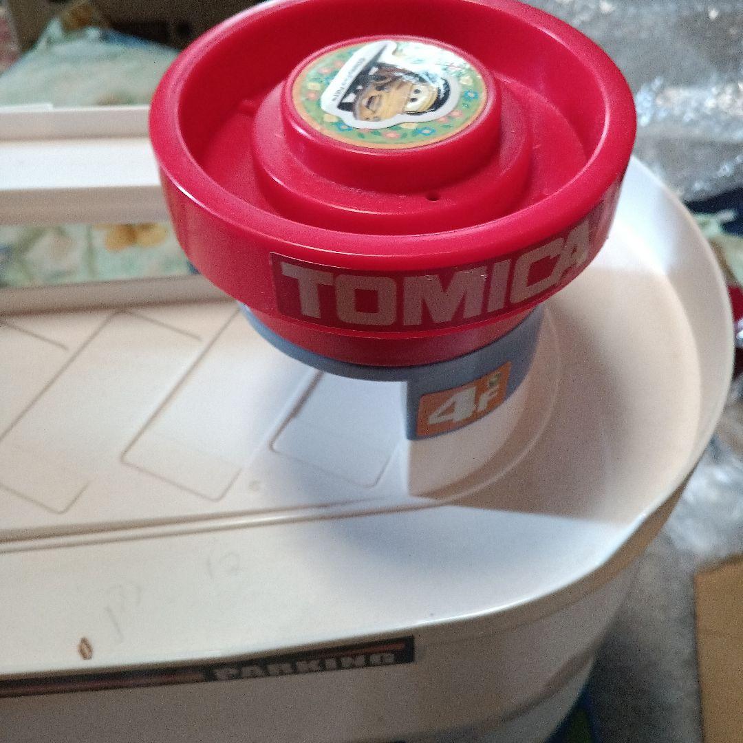 トミカ　立体駐車場