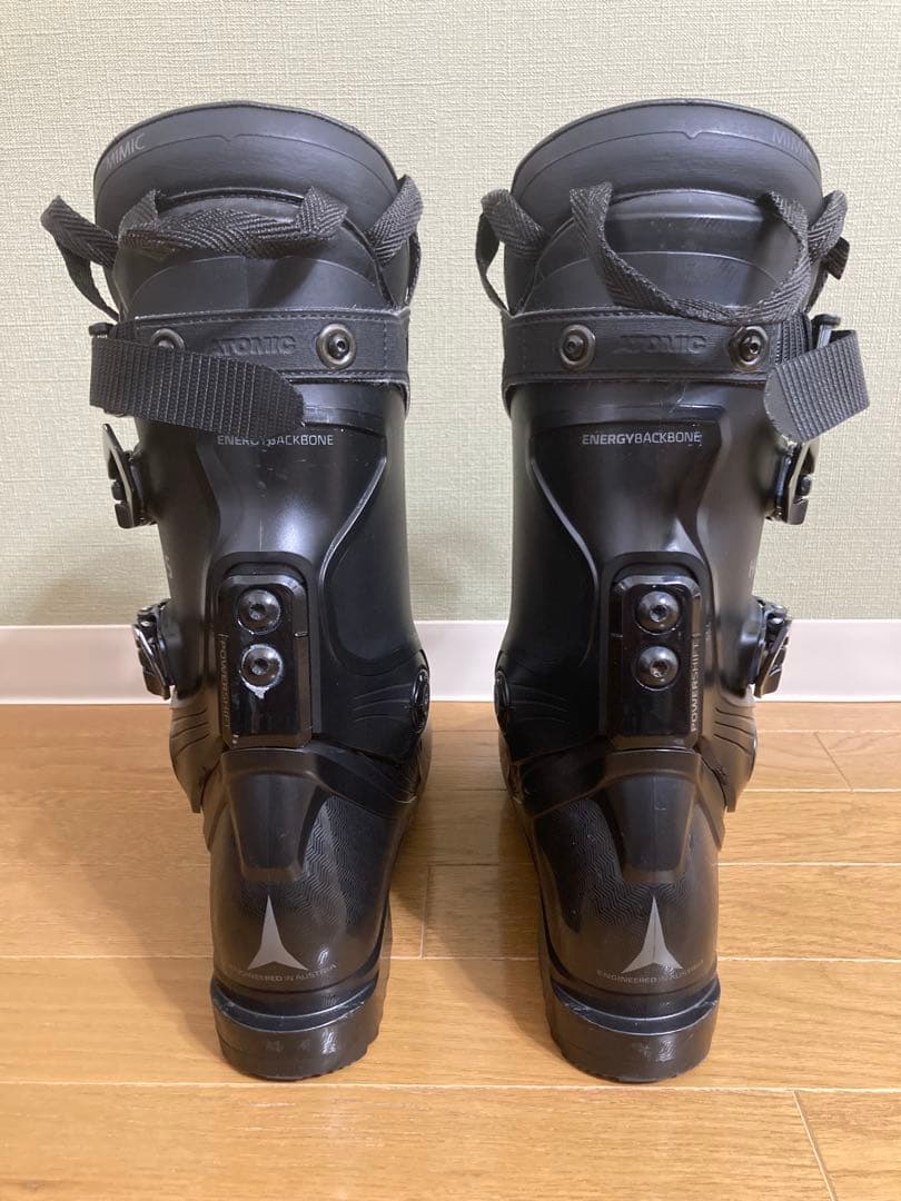 アトミックスキーブーツ　HAWX ULTRA 130 S