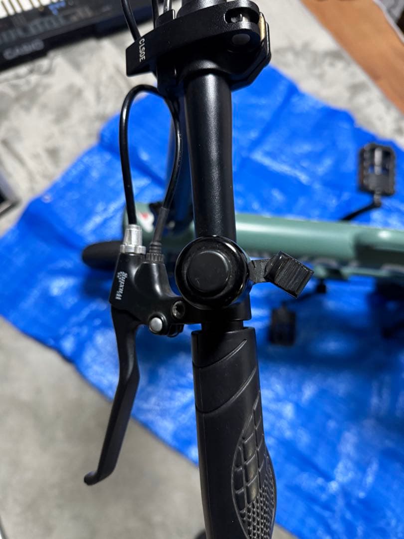 Waldブランドの折りたたみ電動自転車