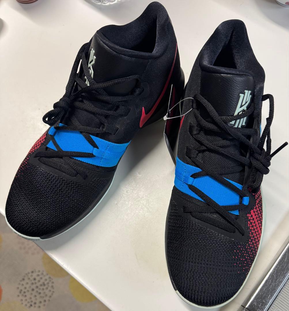 Nike Kyrie 7 バスケットボールシューズ