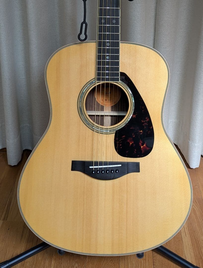 新品同様！2024年製　YAMAHA　LL16 エレアコ