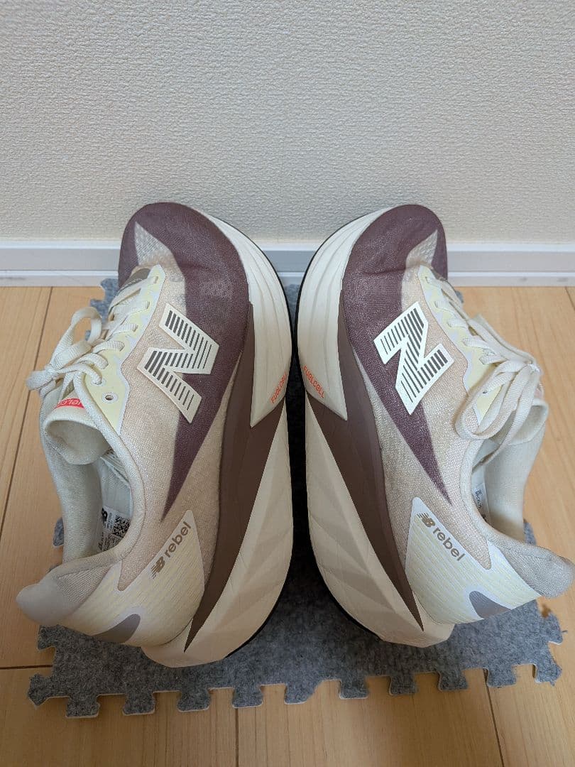 スパイク・シューズ New Balance FuelCell Rebel v5 2e 27.0cm