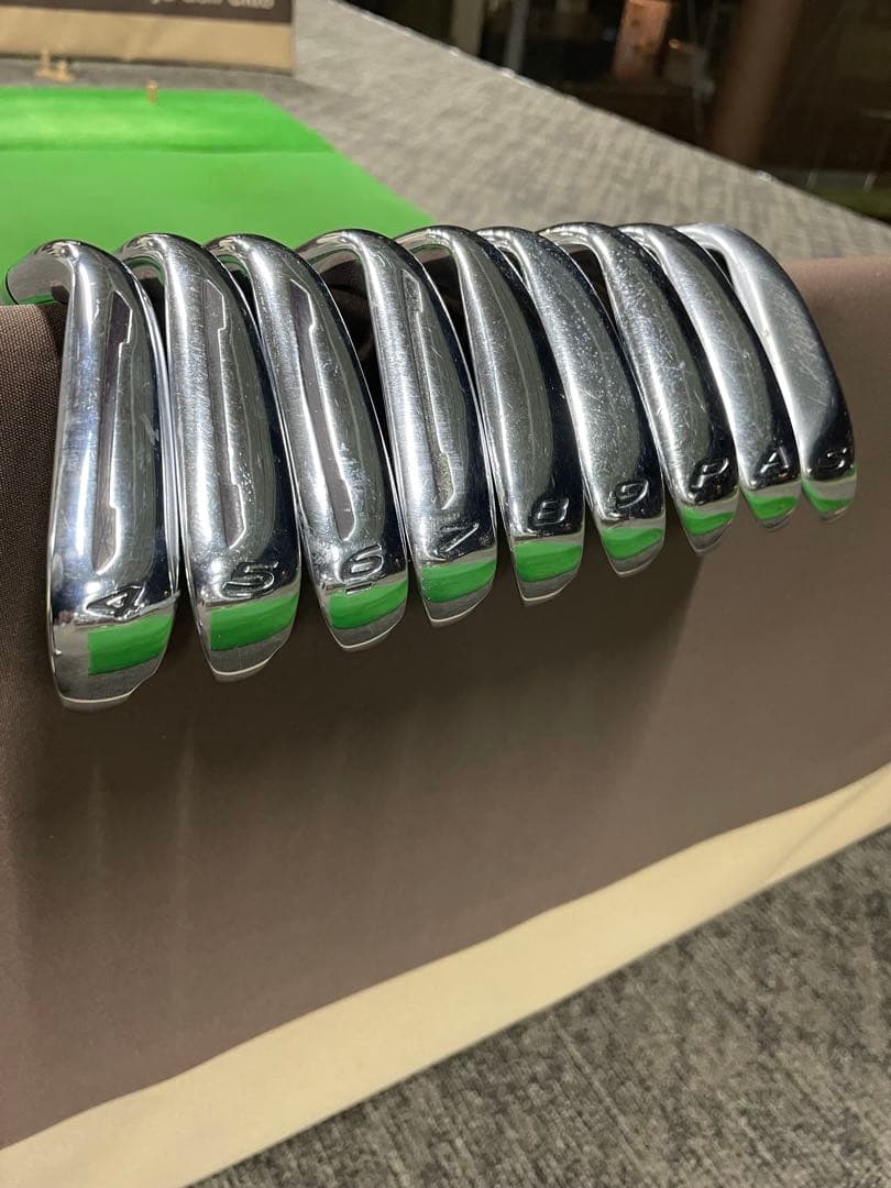 テーラーメイドSLDR 4番からSWまで9本