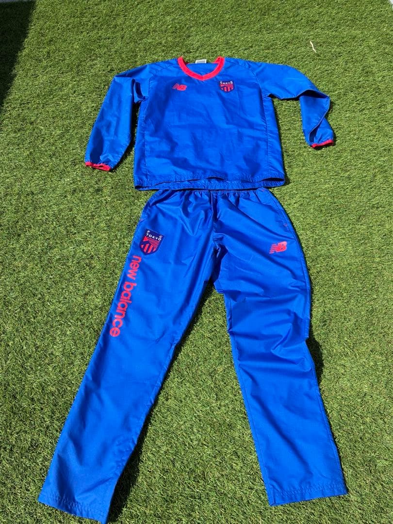 美品　FC東京スクール　 ピステ 上下セット　160