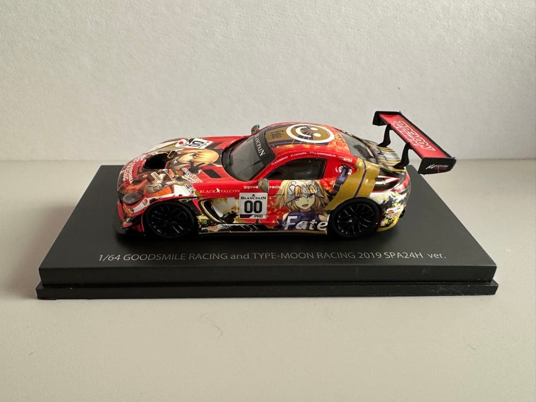 スパーク　1/64 グッドスマイルレーシング　ミニカー fate SPA24H