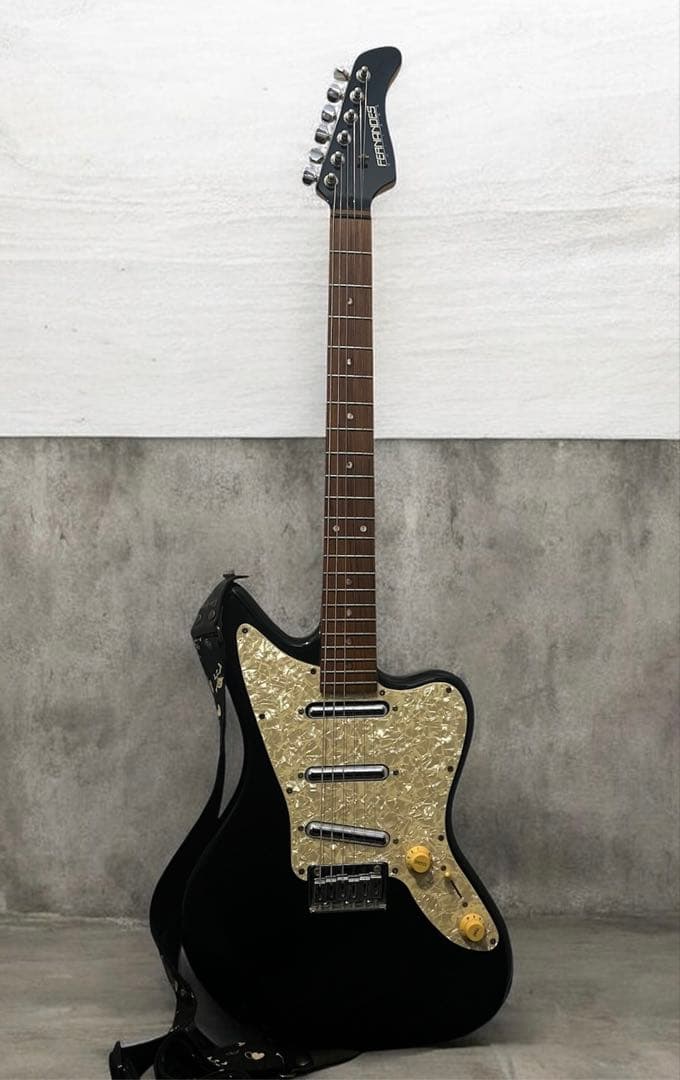 FERNANDESエレキギター Electric Guitar