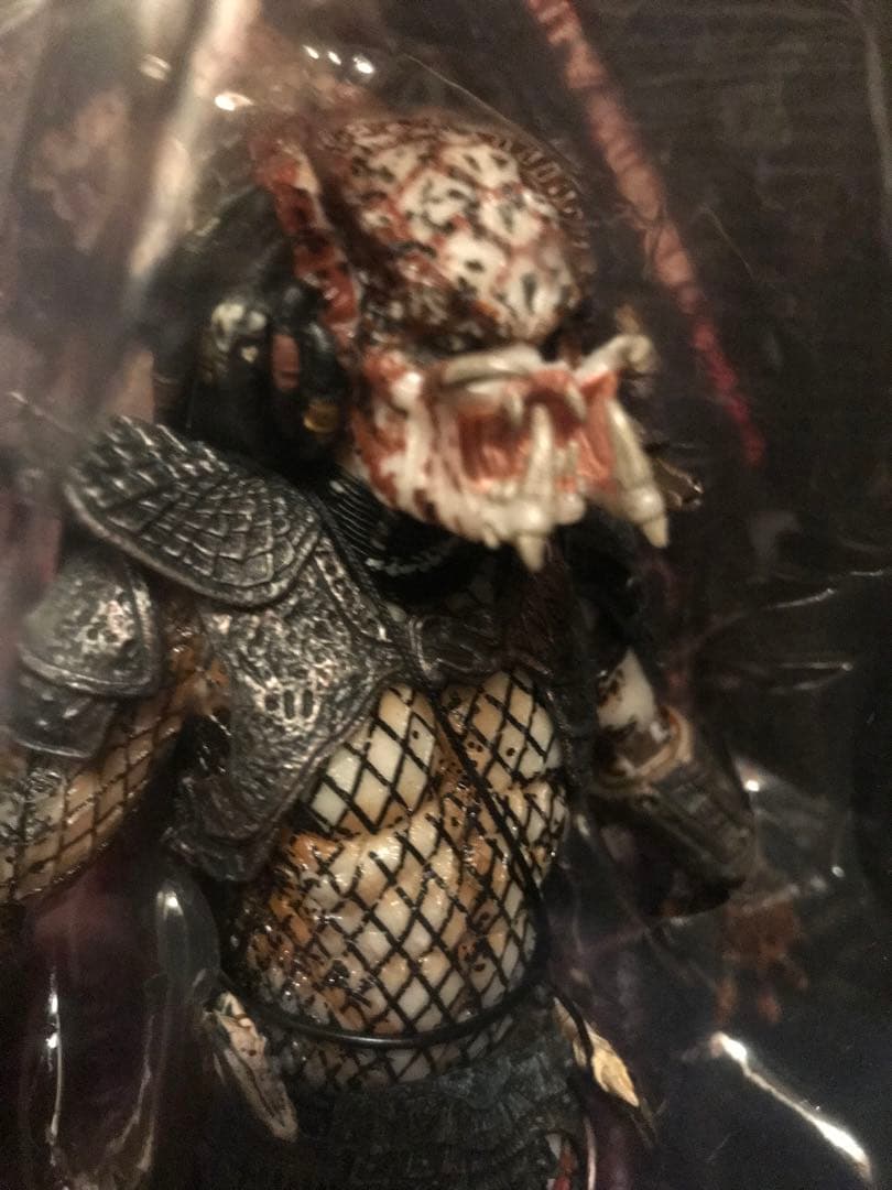 新品未使用　NECA シティーハンタープレデター　7インチ　アクションフィギュア