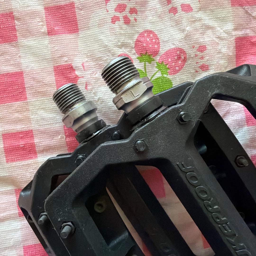 フラットペダル Nukeproof Hrizon Pro ブラック