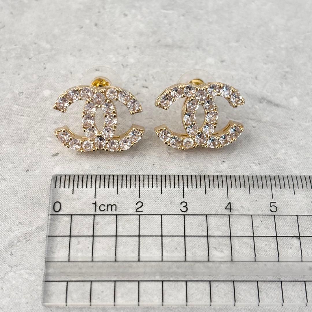 シャネル　ピアス　ビジュー　ノベルティ