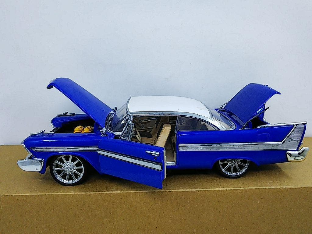 モーターマックス 1/18 1958 クライスラー/プリムス・フューリー