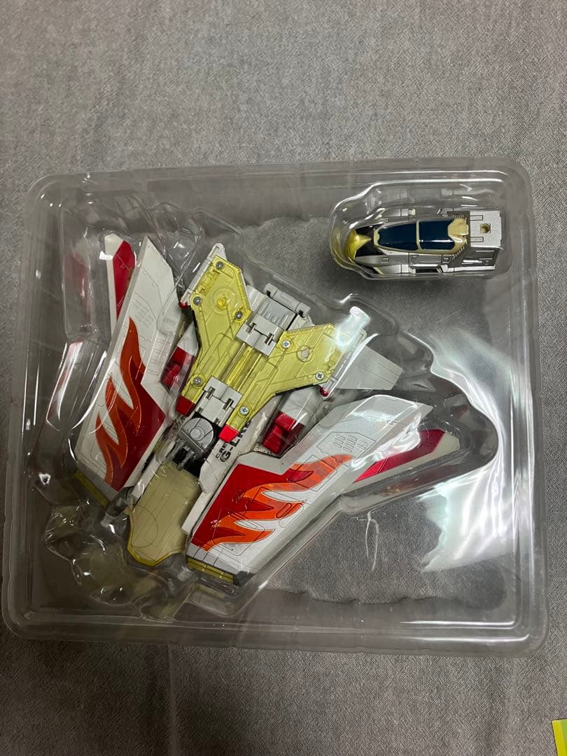 ろ*ん様 バンダイ ウルトラマンメビウス ガンブースター まとめ売り。