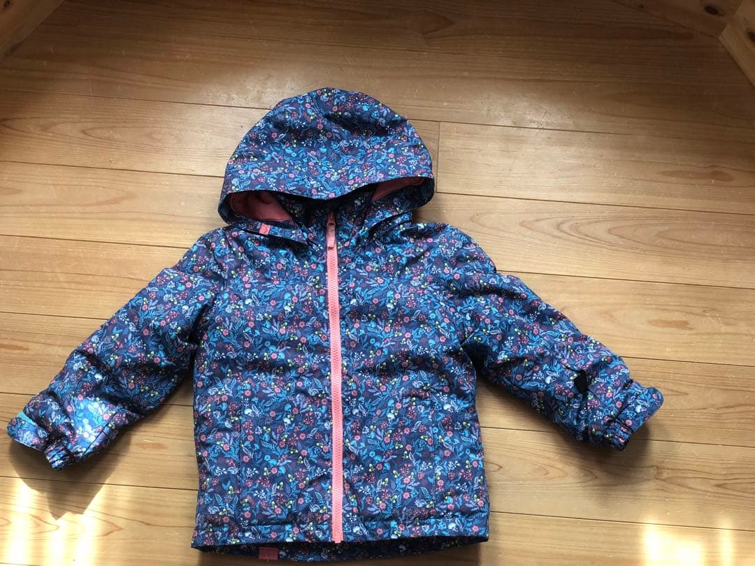 値下げ‼︎ROXY スノーウエアT4-5 100センチ