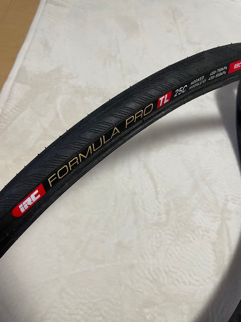 IRC FORMULA PRO TL RBCC 700 x 25C チューブレス