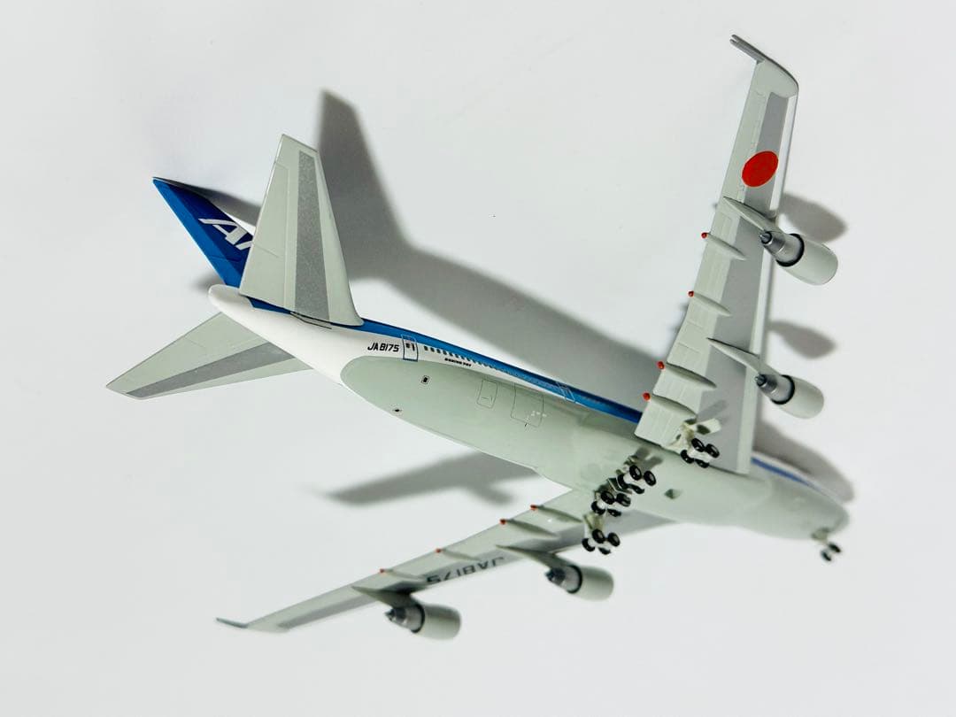 全日空商事 1/400 ANA 747-200B NH40021
