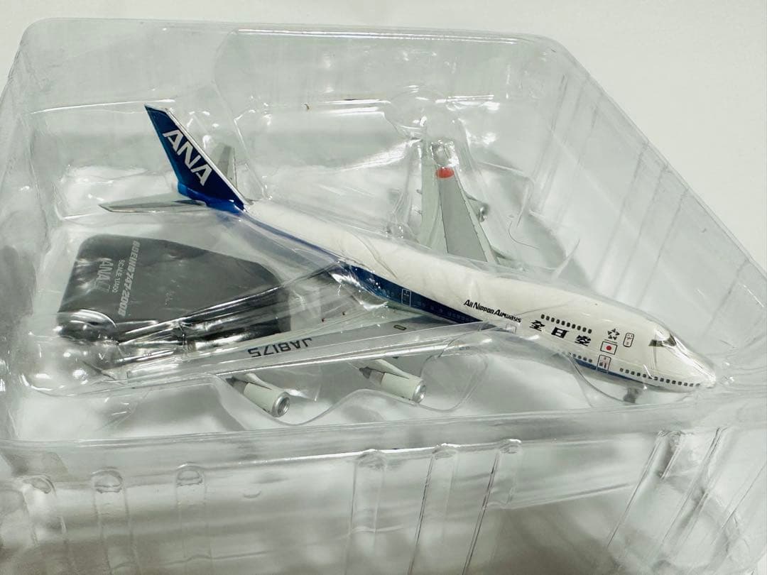 全日空商事 1/400 ANA 747-200B NH40021