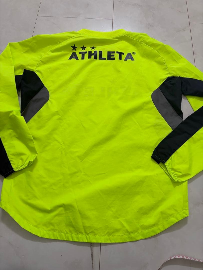 ATHLETA 蛍光イエロー ロングスリーブ Mサイズ